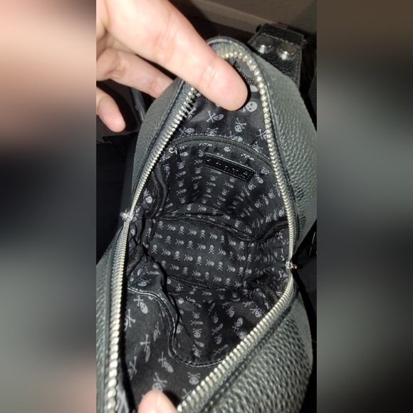 Bat Wing Mini Backpack - Picture 3 of 3